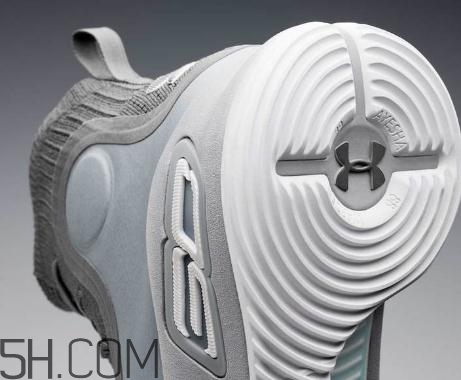 under armour curry 4 more buckets發(fā)售時(shí)間_多少錢？