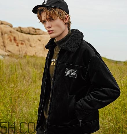 馬克華菲衣服貴嗎？馬克華菲的衣服多少錢？