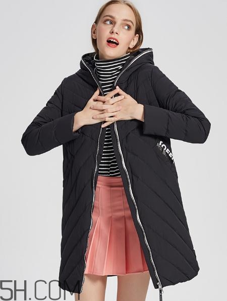 艾萊依羽絨服有折扣嗎？艾萊依羽絨服廠家在哪？