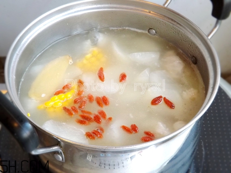 吃白蘿卜有哪些益處？白蘿卜的養生功效有哪些？