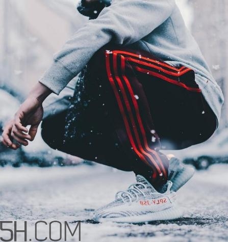 yeezy boost 350 v2 blue tint藍斑馬國內發售店鋪有哪些？