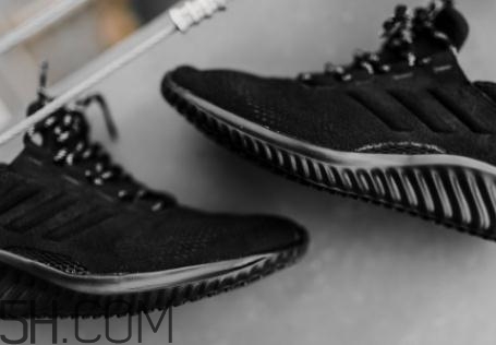 adidas alphabounce阿爾法小椰子皮質版本什么時候發售？