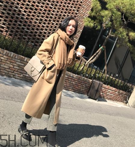 雙面呢大衣會(huì)掉毛嗎？雙面呢大衣掉毛怎么辦？