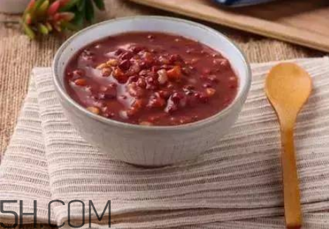 紅豆薏米可以放糖嗎？紅豆薏米加紅糖好還是冰糖好？