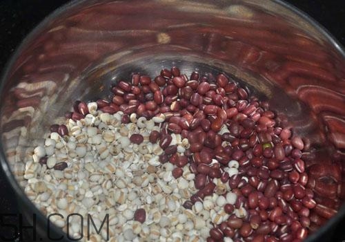 紅豆薏米加紅糖好嗎？紅豆薏米加紅糖的功效有哪些？
