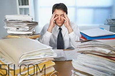 什么樣的人會得焦慮癥？焦慮癥如果不治會好嗎？