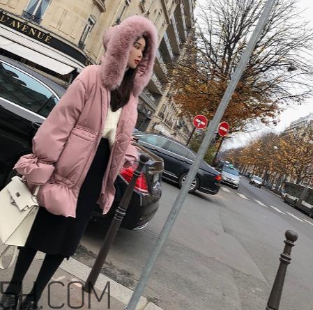 一般羽絨服充絨量是多少？羽絨服充絨量220克夠嗎？