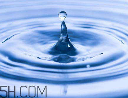 雙氧水會痛嗎？雙氧水會和什么反應？