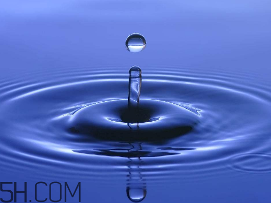 雙氧水能治牛皮癬嗎？雙氧水能去除血漬嗎？