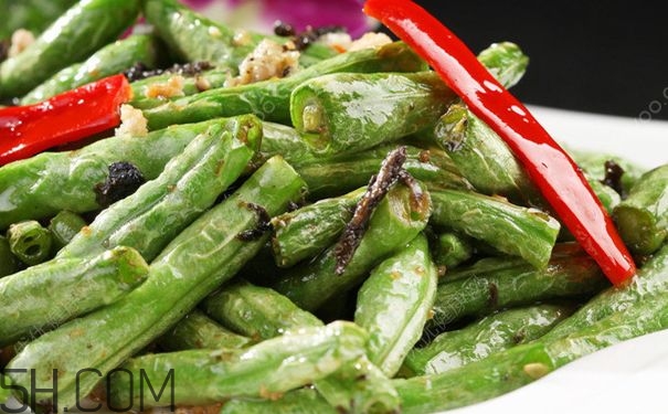 吃不好可能會生病的食物有哪些？需要謹慎食用的食物有哪些？