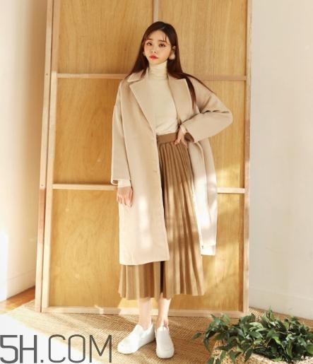 冬天穿裙子配什么鞋子？冬天穿裙子配什么鞋好看？