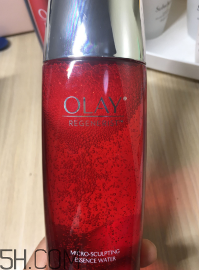 Olay新生活能水是精華水嗎？什么功效？