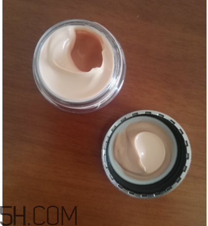 Olay素顏眼霜能遮瑕嗎？適合晚上用嗎？