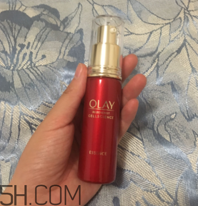 Olay小臉精華露適合什么季節用？什么膚質？