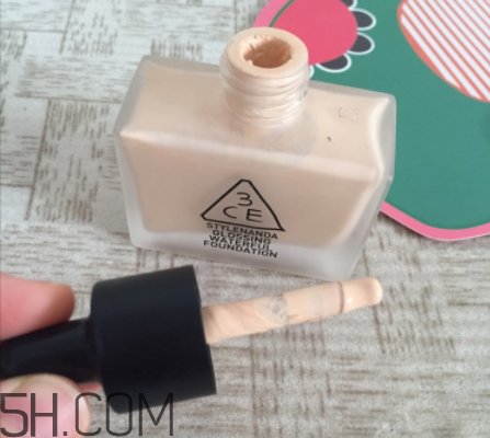 3ce超水潤粉底液好用嗎？3ce粉底液和遮瑕液使用感