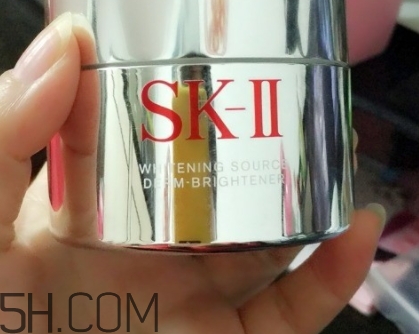 雅頓和sk2哪個好用？伊麗莎白雅頓和skii對比