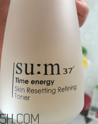 sum37修膚水是爽膚水嗎？功效是什么？