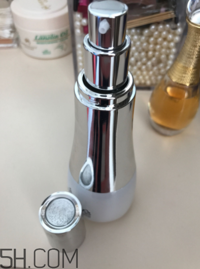sum37度呼吸保濕乳油不油？適合什么膚質？
