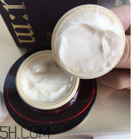 su:m37度蘇秘呼吸眼霜適合什么膚質？什么季節？