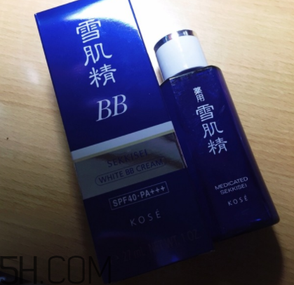 雪肌精美白BB霜含酒精嗎？敏感皮能用嗎？