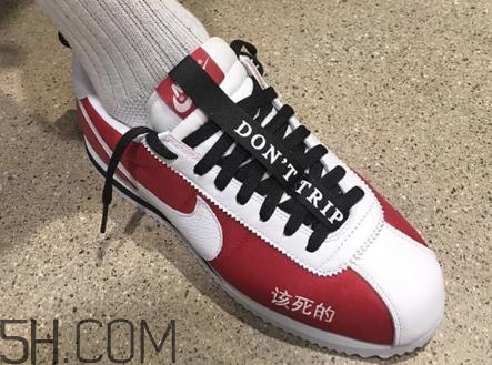 kendrick lamar與nike cortez聯名阿甘鞋發售時間_多少錢？