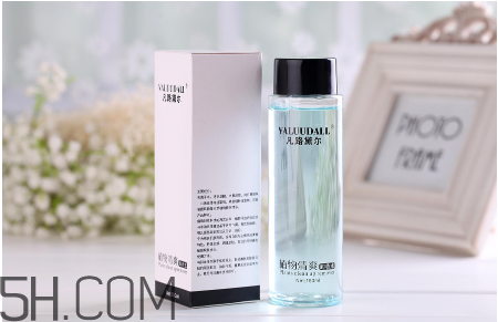 化妝棉卸妝時候要打濕嗎？使用化妝棉卸妝要注意什么？