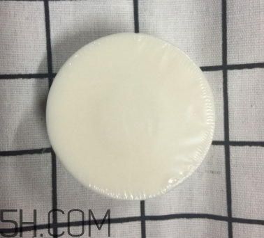 雪肌精泡沫洗顏皂適合干皮嗎？洗后緊繃嗎？