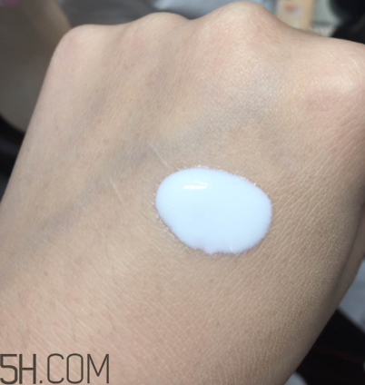雪肌精美白防曬乳防曬效果怎么樣？防水嗎？