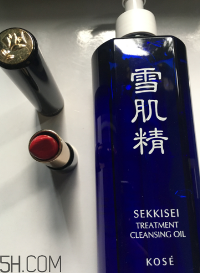 雪肌精卸妝油可以卸眼妝嗎？雪肌精卸妝油乳化快嗎？