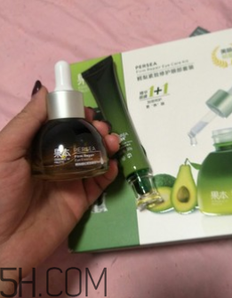 詩婷露雅鱷梨眼部套裝適合什么年紀？什么膚質？