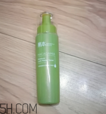 詩婷露雅堅果爽膚水什么功效？有幾種類型？