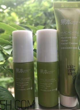 詩婷露雅堅果補水三件套油不油？秋冬適合用嗎？