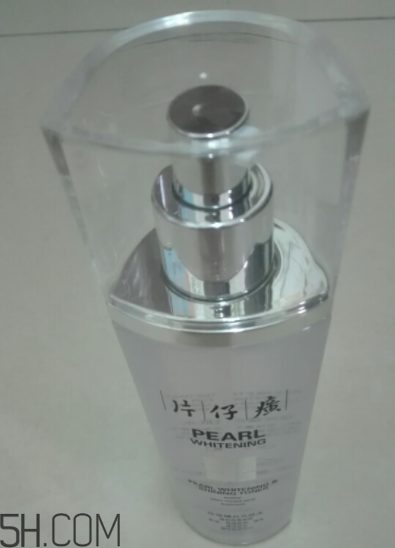 片仔癀珍珠亮膚水適合油皮嗎？適合夏季嗎？