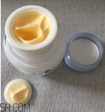 片仔癀珍珠膏(臻潤級)適合油皮嗎？過敏嗎？
