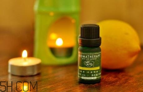 檸檬精油的功效有哪些？檸檬精油有什么功效？