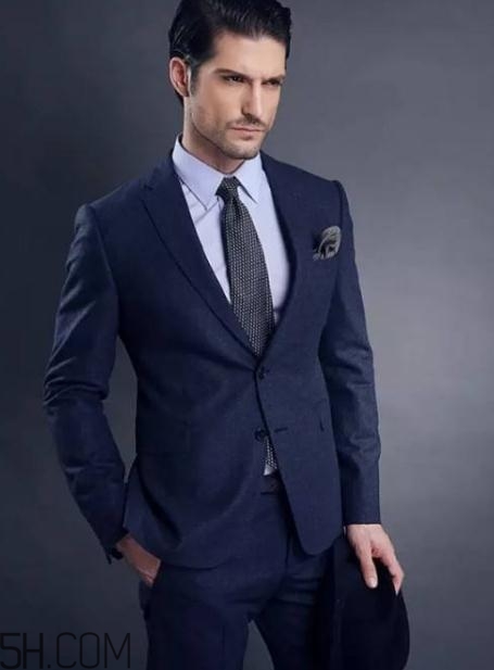阿瑪尼衣服貴嗎？阿瑪尼衣服多少錢一件？