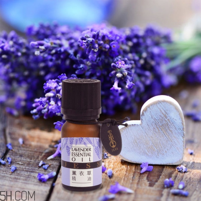 薰衣草精油泡腳的好處？薰衣草精油泡腳的方法？