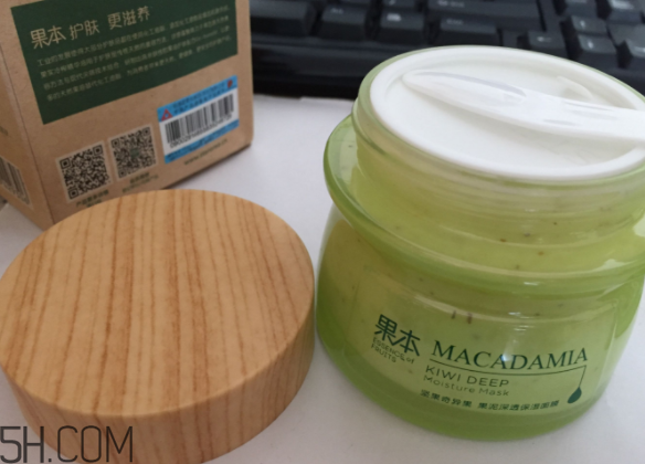 詩婷露雅果泥面膜什么功效？敷完要洗嗎？