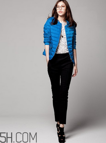 女裝羽絨服怎么保養(yǎng)？輕薄羽絨服怎么搭配？