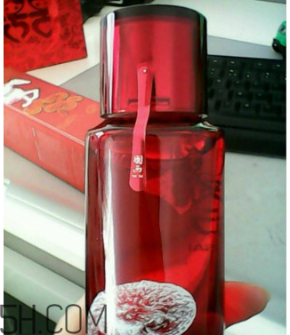 羽西靈芝水適合敏感肌嗎？會過敏嗎？