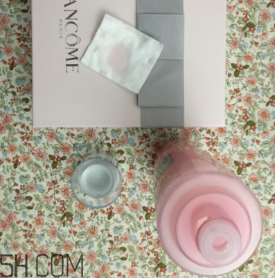 蘭蔻粉水不適合油皮？蘭蔻粉水適合什么膚質(zhì)？