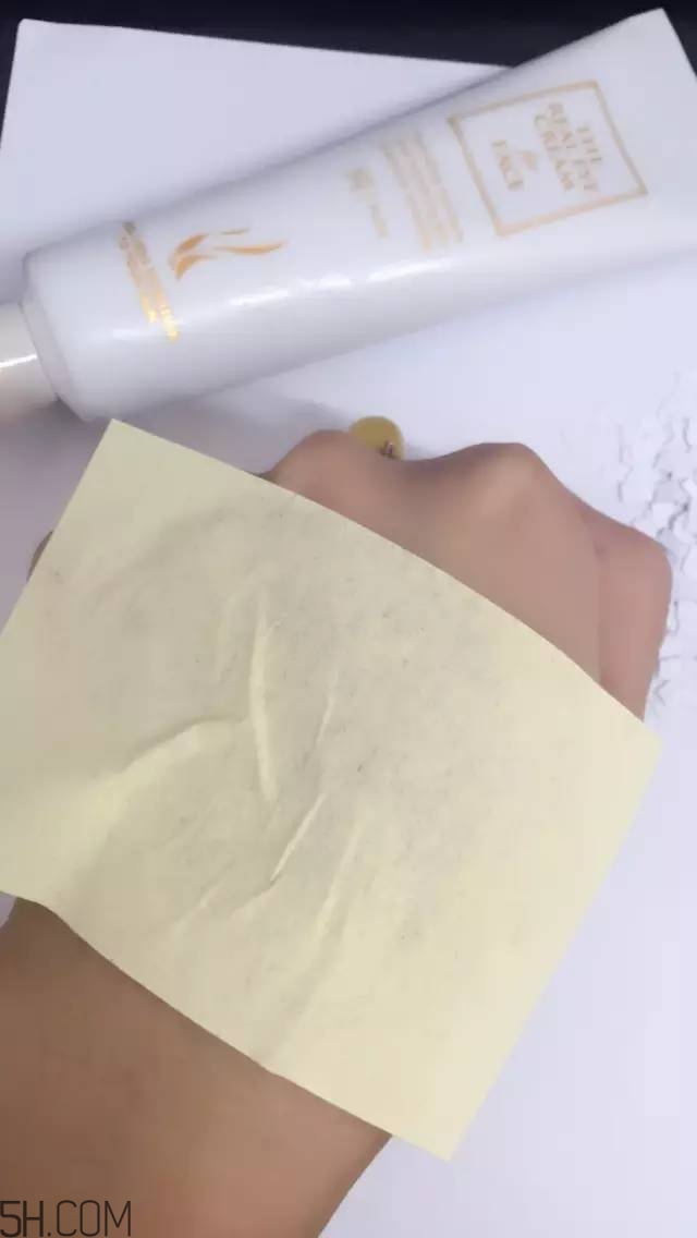 眼霜需要早晚都用嗎？ahc第五代眼霜效果怎么樣？