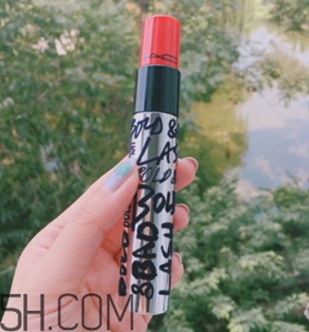 mac睫毛膏多少錢？mac睫毛膏好用嗎？