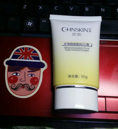 瓷肌礦物CC霜油不油？瓷肌礦物CC霜適合什么膚質？