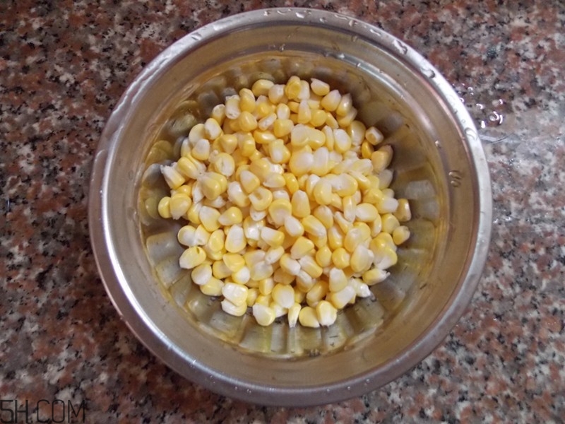 紅豆薏米能和玉米一起煮嗎？紅豆薏米加玉米有什么好處？