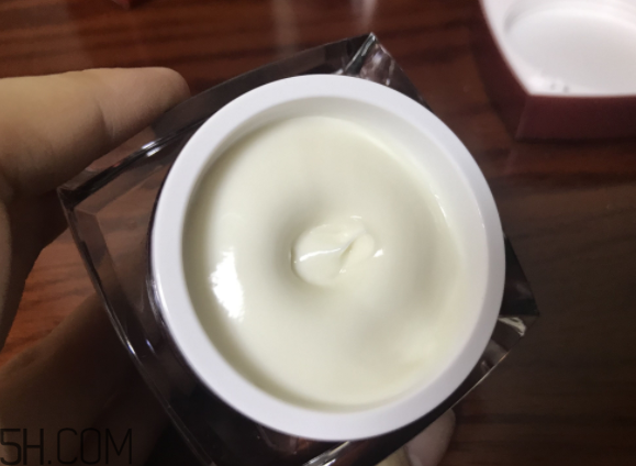 京城之霜為什么乳化之后才涂抹？京城之霜怎么用？
