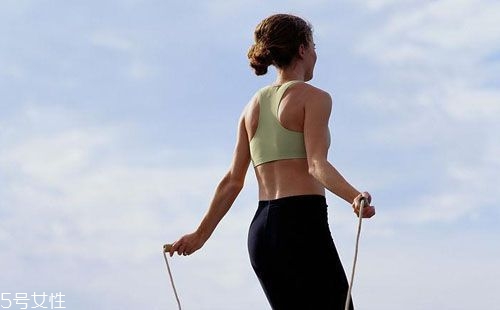 怎樣跳繩可以有效減肥？推薦這四種跳繩方式