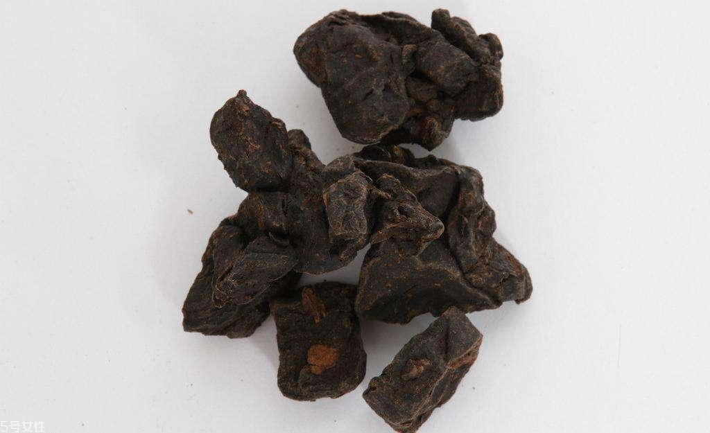 哪些中草藥可以當菜吃？最常見的是這三種