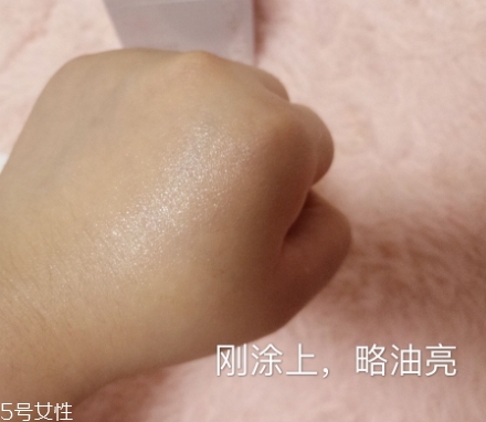自然堂面霜哪款好用？從不同系列適合的膚質介紹