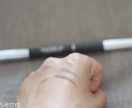 自然堂眉筆怎么樣？來看看眉筆的質量
